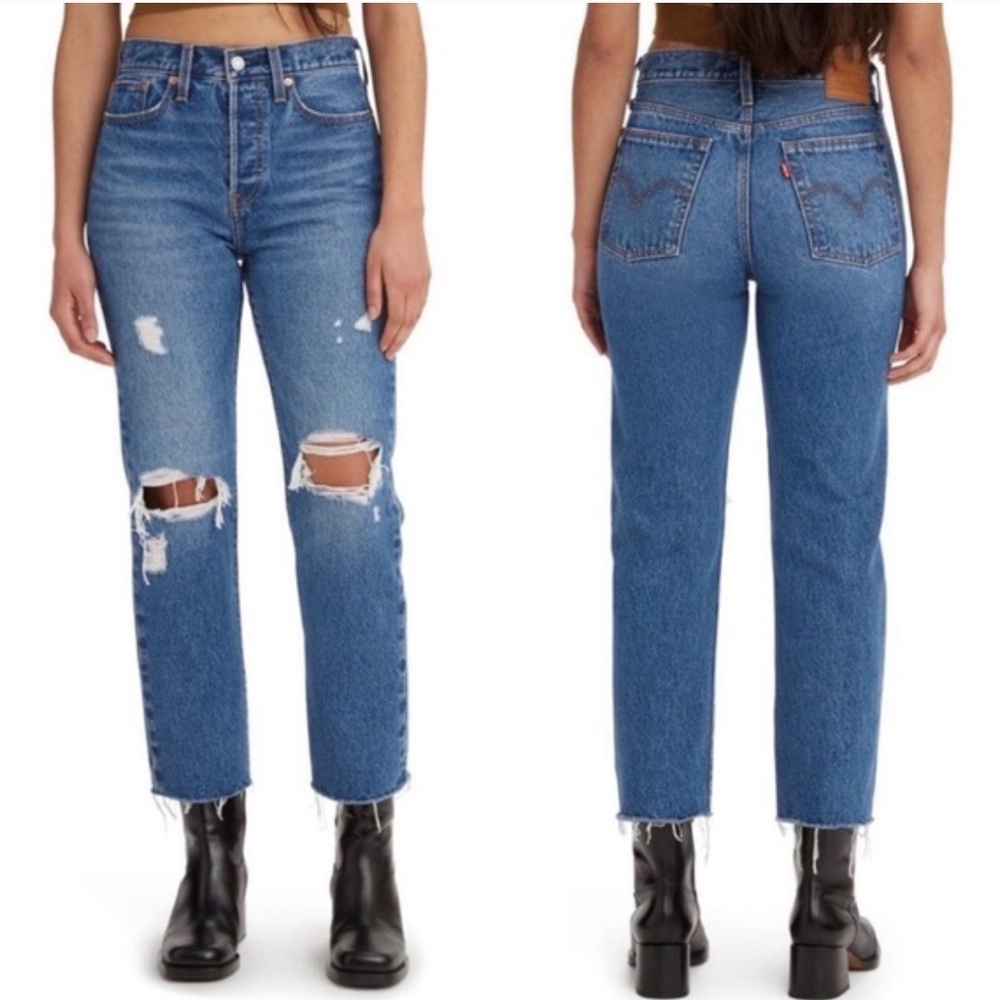 Levi's Wedgie Straight Medium Indigo Destructed Jeans “Big E” Size 28 NWT
